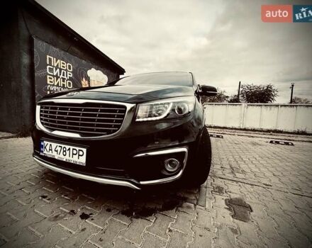 Чорний Кіа Карнівал, об'ємом двигуна 2.2 л та пробігом 215 тис. км за 22900 $, фото 1 на Automoto.ua