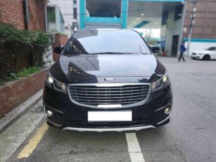 Черный Киа Карнивал, объемом двигателя 2.2 л и пробегом 47 тыс. км за 6497 $, фото 1 на Automoto.ua