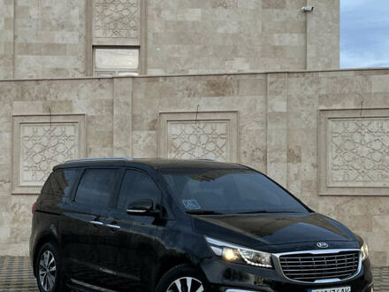 Черный Киа Карнивал, объемом двигателя 2.2 л и пробегом 149 тыс. км за 23500 $, фото 1 на Automoto.ua