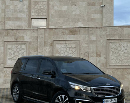 Черный Киа Карнивал, объемом двигателя 2.2 л и пробегом 149 тыс. км за 23500 $, фото 1 на Automoto.ua