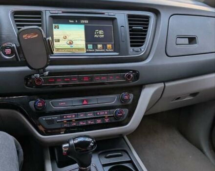 Коричневый Киа Карнивал, объемом двигателя 2.2 л и пробегом 154 тыс. км за 21500 $, фото 35 на Automoto.ua