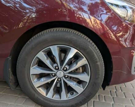 Коричневый Киа Карнивал, объемом двигателя 2.2 л и пробегом 154 тыс. км за 21500 $, фото 13 на Automoto.ua