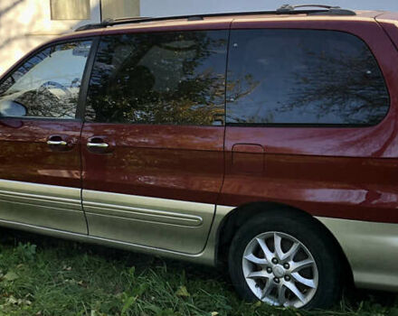 Красный Киа Карнивал, объемом двигателя 2.9 л и пробегом 250 тыс. км за 6000 $, фото 4 на Automoto.ua