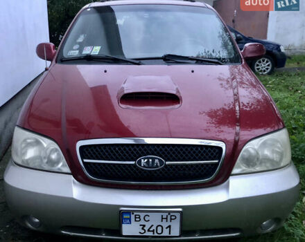 Красный Киа Карнивал, объемом двигателя 2.9 л и пробегом 250 тыс. км за 6000 $, фото 5 на Automoto.ua