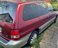 Красный Киа Карнивал, объемом двигателя 2.9 л и пробегом 250 тыс. км за 6000 $, фото 2 на Automoto.ua