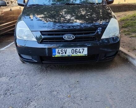 Красный Киа Карнивал, объемом двигателя 0 л и пробегом 240 тыс. км за 3000 $, фото 2 на Automoto.ua