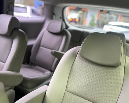 Красный Киа Карнивал, объемом двигателя 2.2 л и пробегом 118 тыс. км за 22500 $, фото 25 на Automoto.ua