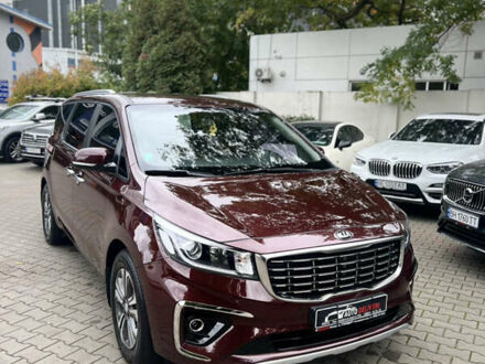 Киа Карнивал 2019 в Одессе на Automoto.ua Красный Киа Карнивал, объемом двигателя 2.2 л и пробегом 117 тыс. км за 23800 $, фото 1 на Automoto.ua