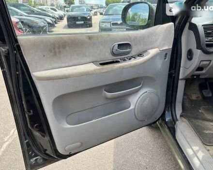 Киа Карнивал 2005 в Запорожье на Automoto.ua Киа Карнивал, объемом двигателя 2.9 л и пробегом 169 тыс. км за 3100 $, фото 11 на Automoto.ua