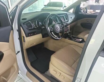 Кіа Карнівал, об'ємом двигуна 2.2 л та пробігом 144 тис. км за 31000 $, фото 29 на Automoto.ua