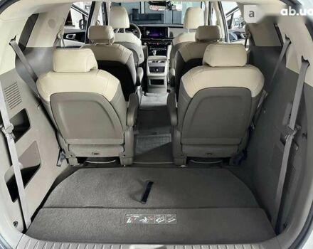 Киа Карнивал, объемом двигателя 2.2 л и пробегом 100 тыс. км за 43000 $, фото 16 на Automoto.ua