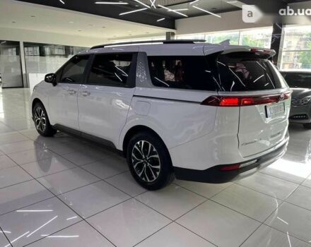 Киа Карнивал, объемом двигателя 2.2 л и пробегом 100 тыс. км за 43000 $, фото 5 на Automoto.ua