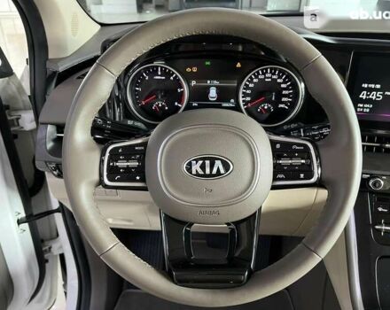 Киа Карнивал, объемом двигателя 2.2 л и пробегом 100 тыс. км за 43000 $, фото 8 на Automoto.ua