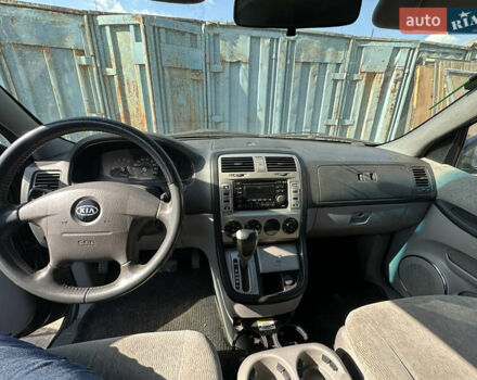 Киа Карнивал, объемом двигателя 2.9 л и пробегом 361 тыс. км за 4850 $, фото 9 на Automoto.ua
