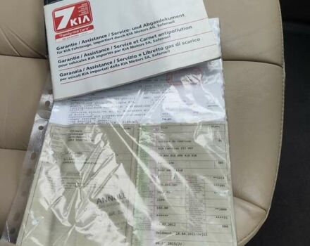 Киа Карнивал, объемом двигателя 2.2 л и пробегом 161 тыс. км за 10699 $, фото 11 на Automoto.ua