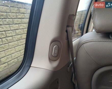 Киа Карнивал, объемом двигателя 2.2 л и пробегом 161 тыс. км за 10699 $, фото 32 на Automoto.ua