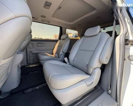 Киа Карнивал, объемом двигателя 2.2 л и пробегом 174 тыс. км за 18000 $, фото 20 на Automoto.ua