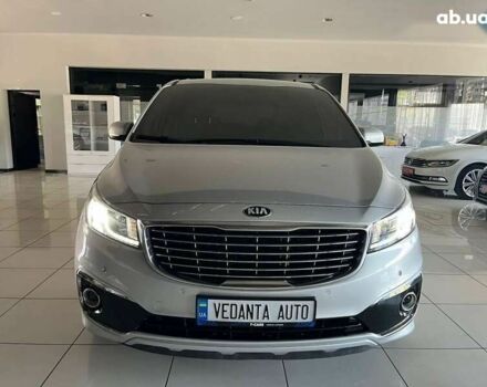 Киа Карнивал, объемом двигателя 2.2 л и пробегом 177 тыс. км за 19500 $, фото 1 на Automoto.ua
