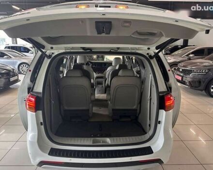 Киа Карнивал, объемом двигателя 2.2 л и пробегом 220 тыс. км за 21900 $, фото 9 на Automoto.ua