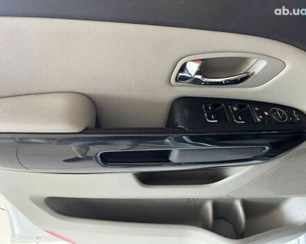 Киа Карнивал, объемом двигателя 2.2 л и пробегом 177 тыс. км за 19500 $, фото 10 на Automoto.ua