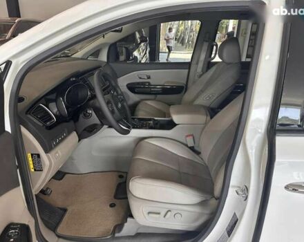 Киа Карнивал, объемом двигателя 2.2 л и пробегом 220 тыс. км за 21900 $, фото 18 на Automoto.ua