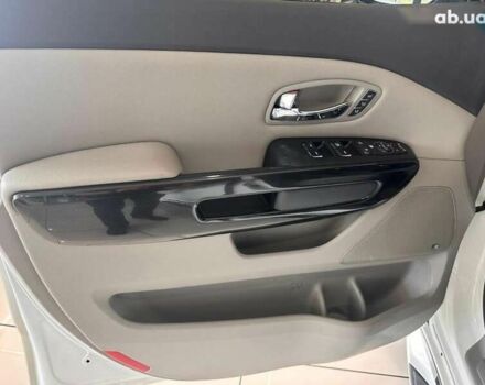 Киа Карнивал, объемом двигателя 2.2 л и пробегом 220 тыс. км за 21900 $, фото 12 на Automoto.ua