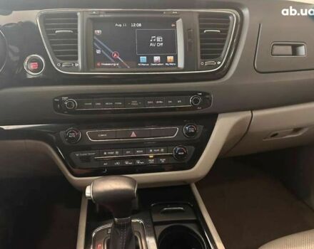 Киа Карнивал, объемом двигателя 2.2 л и пробегом 220 тыс. км за 21900 $, фото 14 на Automoto.ua