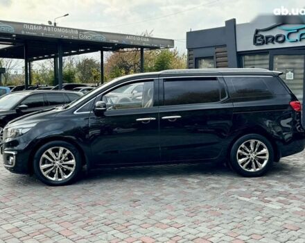 Киа Карнивал, объемом двигателя 2.2 л и пробегом 179 тыс. км за 19900 $, фото 5 на Automoto.ua