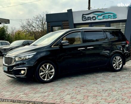 Киа Карнивал, объемом двигателя 2.2 л и пробегом 179 тыс. км за 19900 $, фото 4 на Automoto.ua