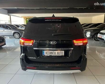 Киа Карнивал, объемом двигателя 2.2 л и пробегом 179 тыс. км за 23500 $, фото 6 на Automoto.ua