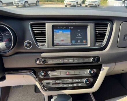 Киа Карнивал, объемом двигателя 2.2 л и пробегом 141 тыс. км за 22500 $, фото 13 на Automoto.ua