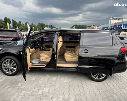 Киа Карнивал, объемом двигателя 2.2 л и пробегом 41 тыс. км за 30500 $, фото 8 на Automoto.ua