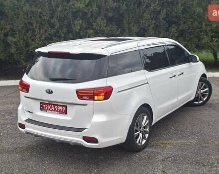 Киа Карнивал, объемом двигателя 2.2 л и пробегом 134 тыс. км за 28900 $, фото 7 на Automoto.ua