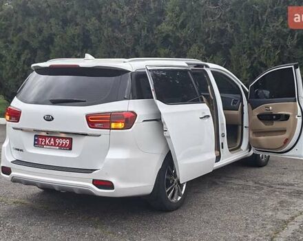 Киа Карнивал, объемом двигателя 2.2 л и пробегом 134 тыс. км за 28900 $, фото 8 на Automoto.ua