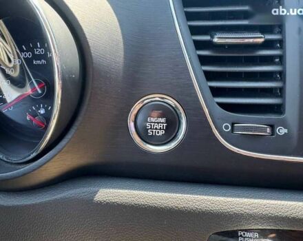 Киа Карнивал, объемом двигателя 2.2 л и пробегом 71 тыс. км за 26500 $, фото 11 на Automoto.ua