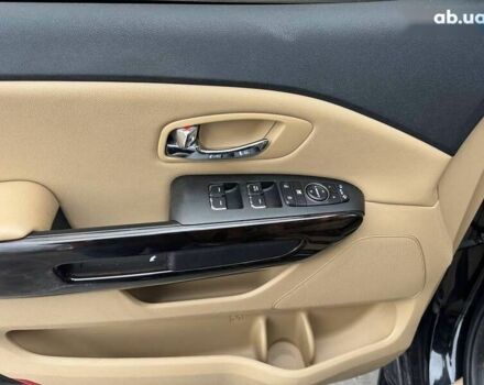 Кіа Карнівал, об'ємом двигуна 2.2 л та пробігом 77 тис. км за 19000 $, фото 9 на Automoto.ua