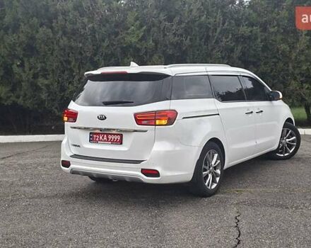 Киа Карнивал, объемом двигателя 2.2 л и пробегом 134 тыс. км за 28900 $, фото 5 на Automoto.ua