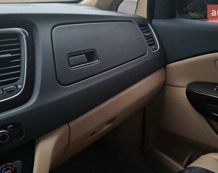 Киа Карнивал, объемом двигателя 2.2 л и пробегом 134 тыс. км за 28900 $, фото 30 на Automoto.ua