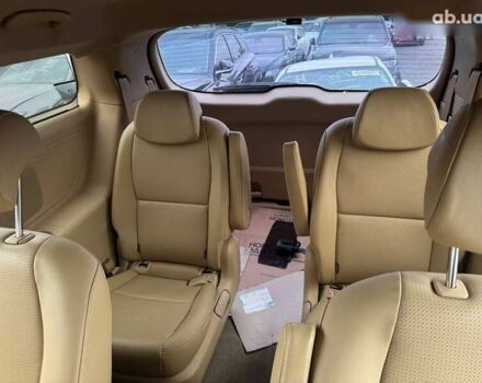 Кіа Карнівал, об'ємом двигуна 2.2 л та пробігом 77 тис. км за 19000 $, фото 14 на Automoto.ua