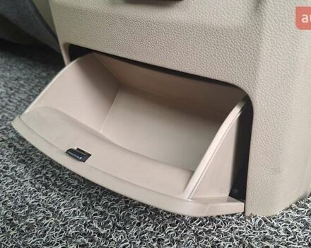 Киа Карнивал, объемом двигателя 2.2 л и пробегом 134 тыс. км за 28900 $, фото 32 на Automoto.ua