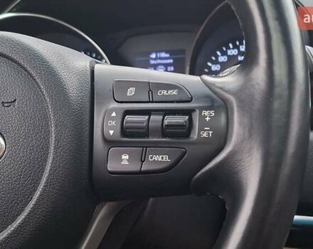 Киа Карнивал, объемом двигателя 2.2 л и пробегом 134 тыс. км за 28900 $, фото 47 на Automoto.ua
