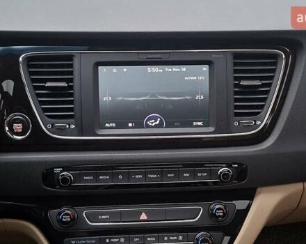 Киа Карнивал, объемом двигателя 2.2 л и пробегом 134 тыс. км за 28900 $, фото 45 на Automoto.ua