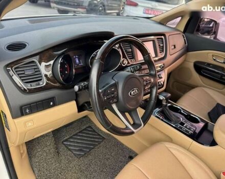 Киа Карнивал 2019 в Киеве на Automoto.ua Киа Карнивал, объемом двигателя 2.2 л и пробегом 140 тыс. км за 25900 $, фото 10 на Automoto.ua