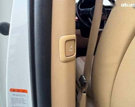 Киа Карнивал 2019 в Киеве на Automoto.ua Киа Карнивал, объемом двигателя 2.2 л и пробегом 140 тыс. км за 25900 $, фото 24 на Automoto.ua