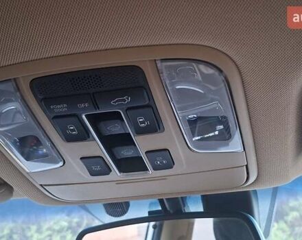 Киа Карнивал, объемом двигателя 2.2 л и пробегом 134 тыс. км за 28900 $, фото 42 на Automoto.ua