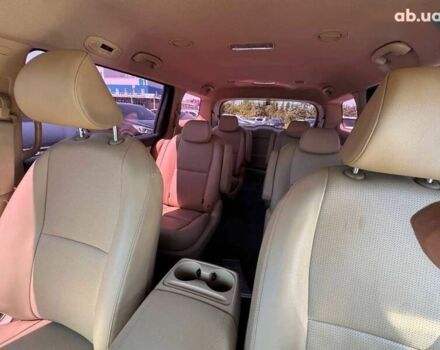 Киа Карнивал, объемом двигателя 2.2 л и пробегом 71 тыс. км за 26500 $, фото 17 на Automoto.ua