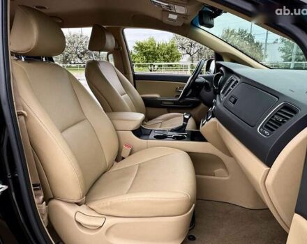 Киа Карнивал, объемом двигателя 2.2 л и пробегом 78 тыс. км за 25500 $, фото 21 на Automoto.ua