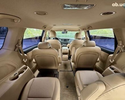 Киа Карнивал, объемом двигателя 2.2 л и пробегом 78 тыс. км за 25500 $, фото 27 на Automoto.ua