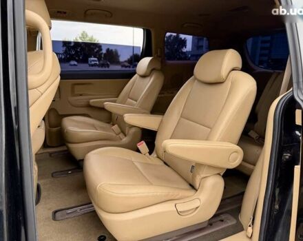 Киа Карнивал, объемом двигателя 2.2 л и пробегом 78 тыс. км за 25500 $, фото 22 на Automoto.ua