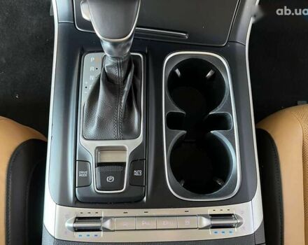 Кіа Карнівал, об'ємом двигуна 2.2 л та пробігом 128 тис. км за 34000 $, фото 13 на Automoto.ua